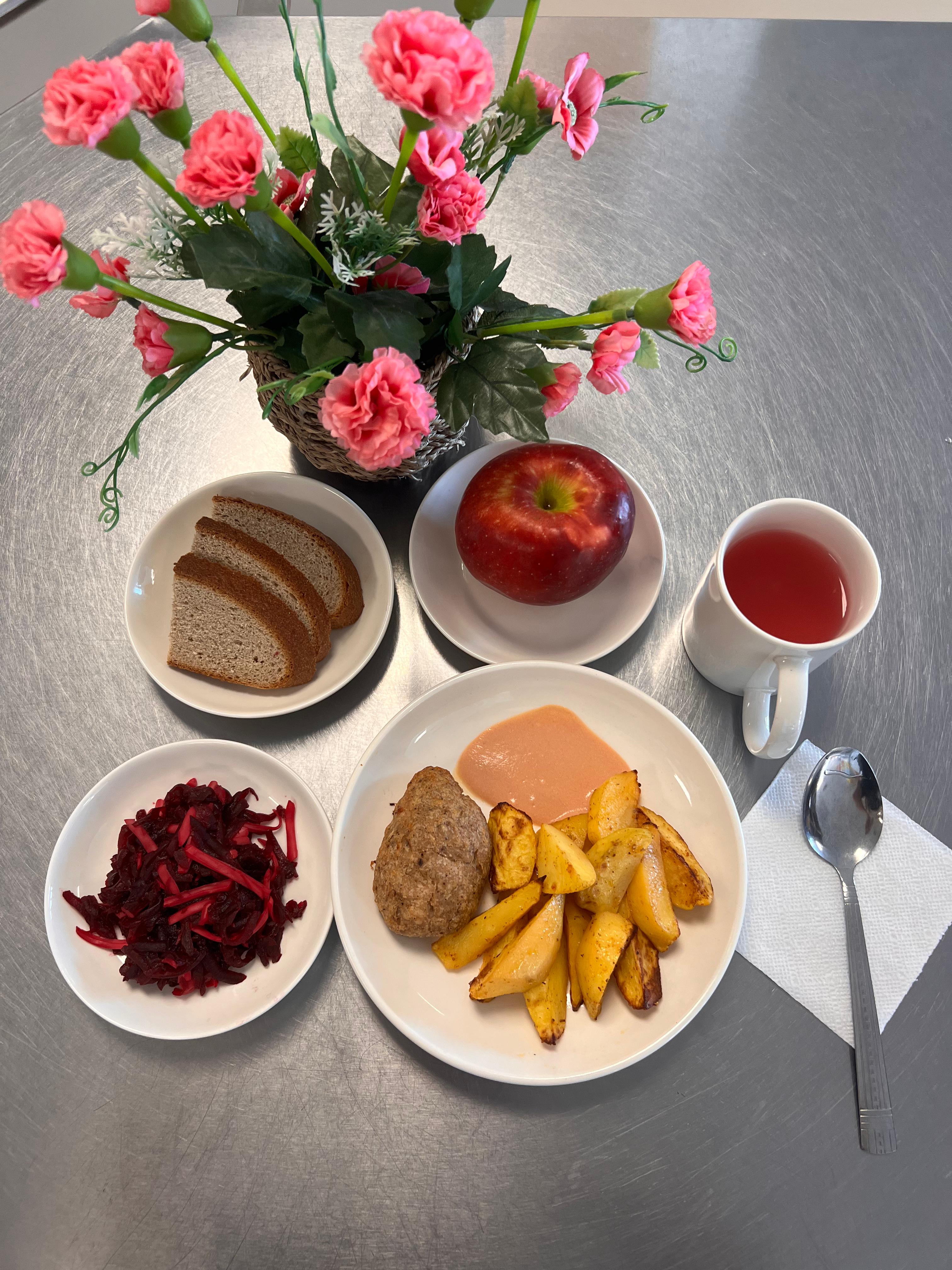 №210 мектеп-лицейінің асхана